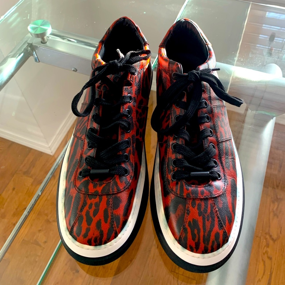 JIMMY CHOO Red/Black Leopard print Saffiano Leather Sneakers. Size 42 Men’s